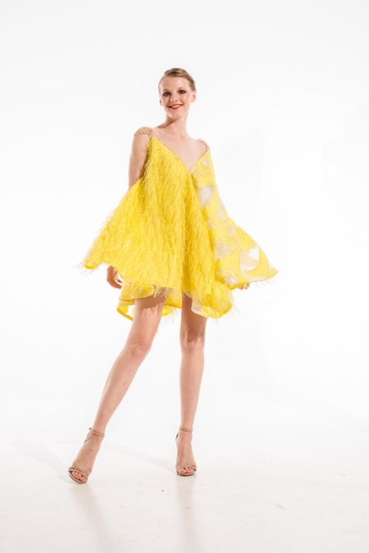 5049 dress yellow