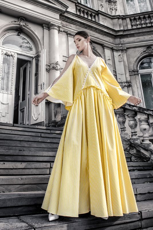 4017 dress